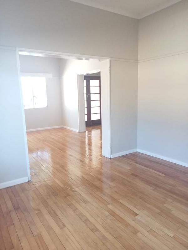 To Let 4 Bedroom Property for Rent in Goodwood Central Western Cape
